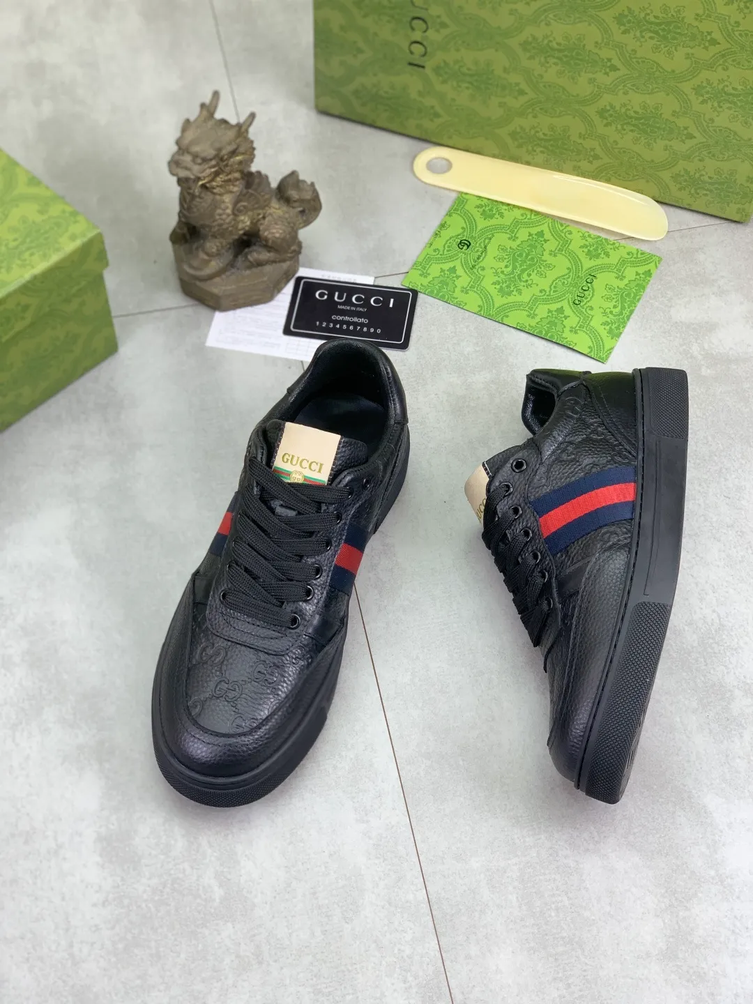 Men's shoes 💰P420 💰[New style]🆘 The latest model from Gucci GUCCI official website🎁Classic casual and fashionable men's shoes👟Best model💥The style is simple and elegant, exclusive for trendy men. Unique official website latest brand elements👑Gucci original decoration, fashionable and generous, original soft calfskin fabric➕Comfortable soft first-layer pigskin lining ✅The official website specifies the wear-resistant casual outsole, the classic model is taken in kind🎬Color: 4️⃣colors available😍Number: 38-44